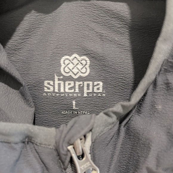 Sherpa running jacket - Picture 2 of 2